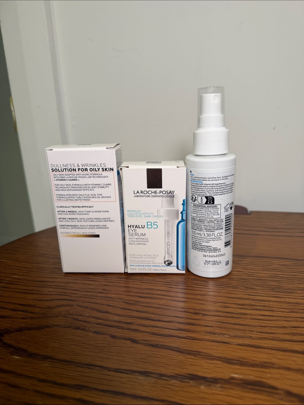 La Roche Posay Skincare Bundle - Picture 2 of 4